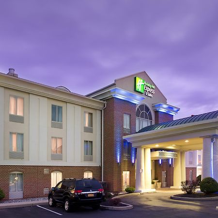 Holiday Inn Express & Suites By Ihg Chambersburg By Ihg Exterior foto