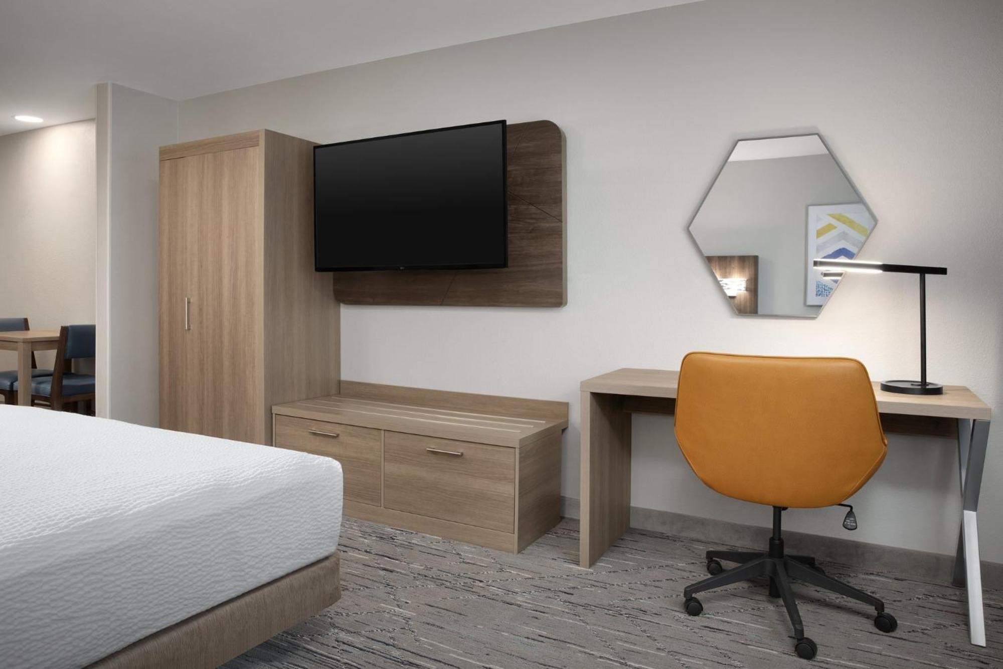 Holiday Inn Express & Suites By Ihg Chambersburg By Ihg Exterior foto