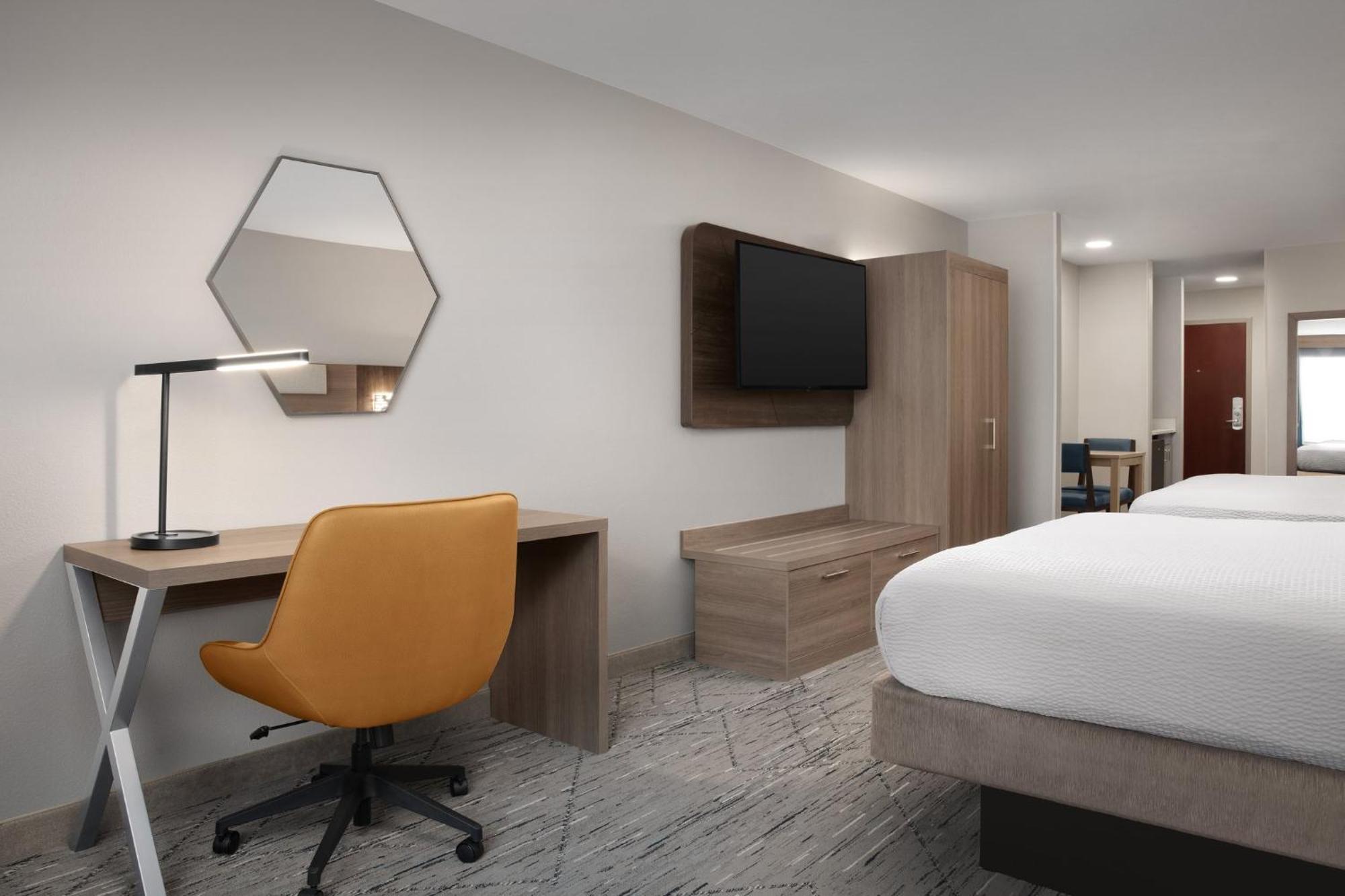 Holiday Inn Express & Suites By Ihg Chambersburg By Ihg Exterior foto