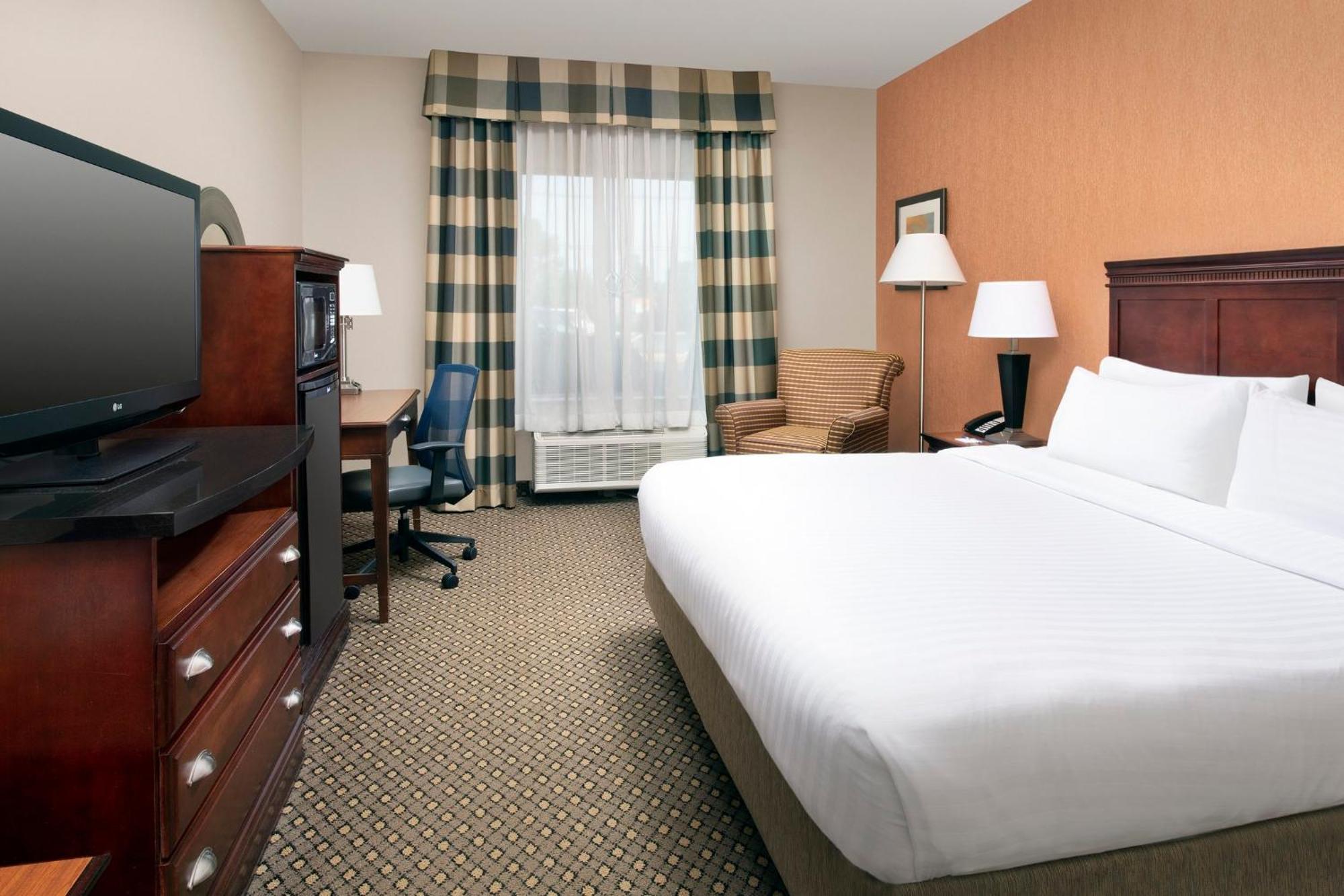 Holiday Inn Express & Suites By Ihg Chambersburg By Ihg Exterior foto